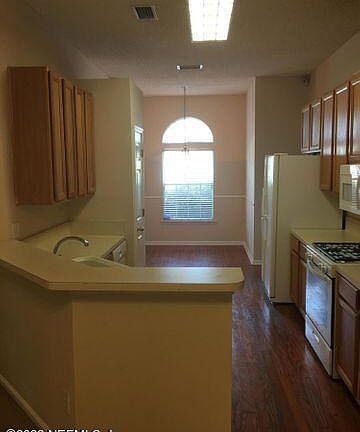 5th image of 7040 Shady Pine St W