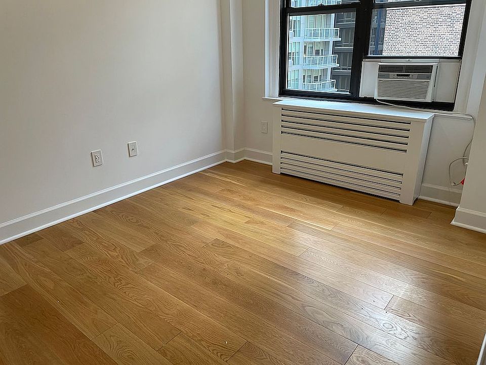 1st image of 160 E 48th St #13NN