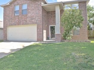 4237 Meadowknoll Dr, Fort Worth, TX 76123