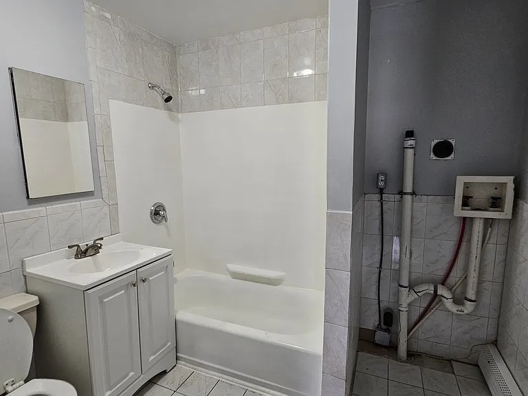 169 Johnson Ave #2-2-A2 — Photo 4