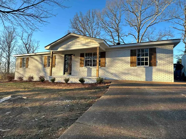 385 Hike Dr, Florence, AL 35633