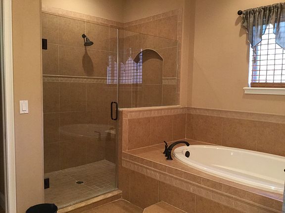 3rd image of 8844 La Terrazza Pl