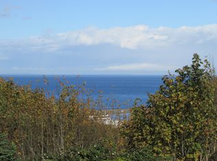 1616 W 5th St, Port Angeles, WA