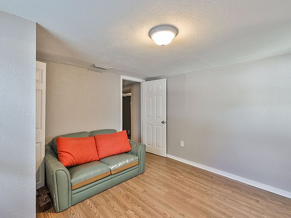 3rd image of 1105 E 28th Ave