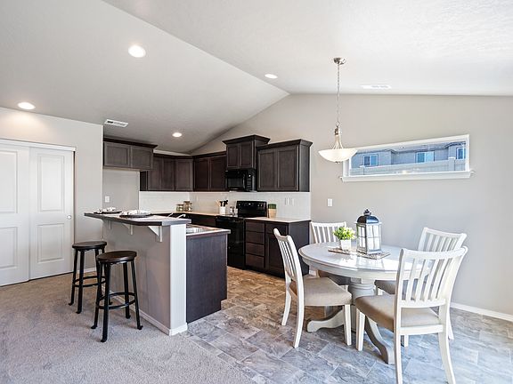 Edgewood - Kitchen 4