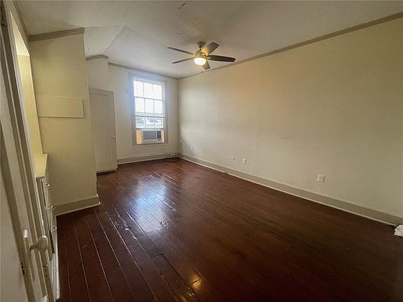 3rd image of 1332 Philip St APT 7