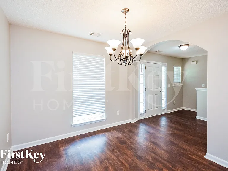 861 Summit Park Trl — Photo 4