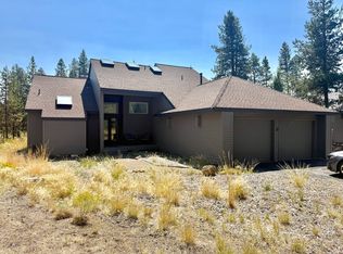 3 Cinder Ln, Bend, OR 97707