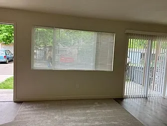 2700 SE Courtney Ave — Photo 5