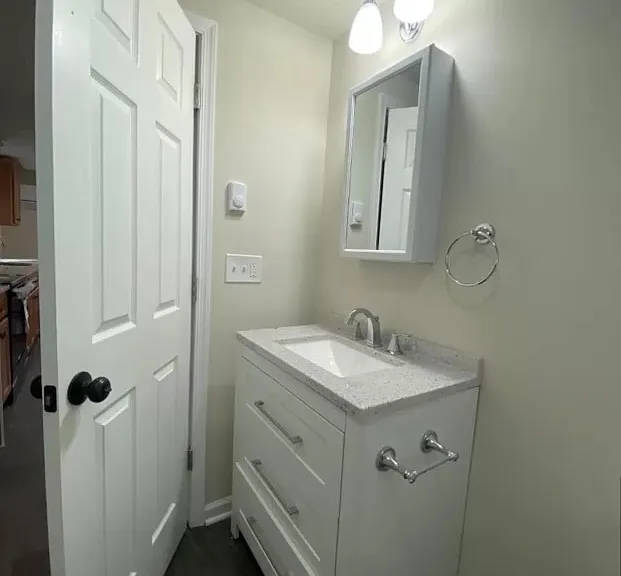 1136 Quince Rd #2 — Photo 3