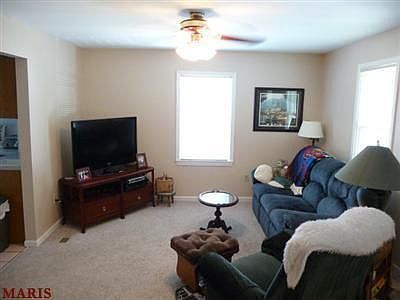 3rd image of 955 Blase Ave