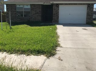 826 6th St, Mercedes, TX 78570