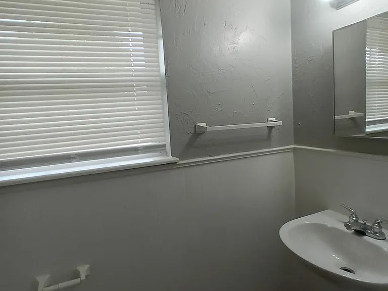 3221 Greenbrier Ter — Photo 20