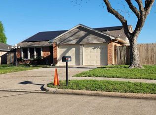 10135 Shell Rock Rd, La Porte, TX 77571