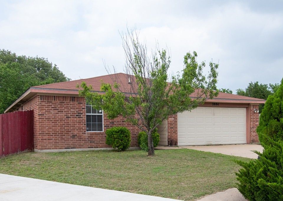 1st image of 2804 Northcrest Cir