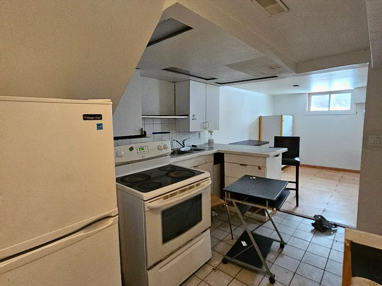 1340 Warden Ave #BASEMENT — Photo 8