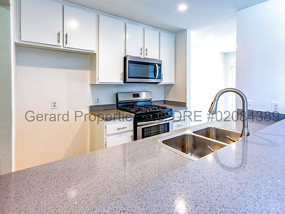 4th image of 18891 Valley Cir APT D