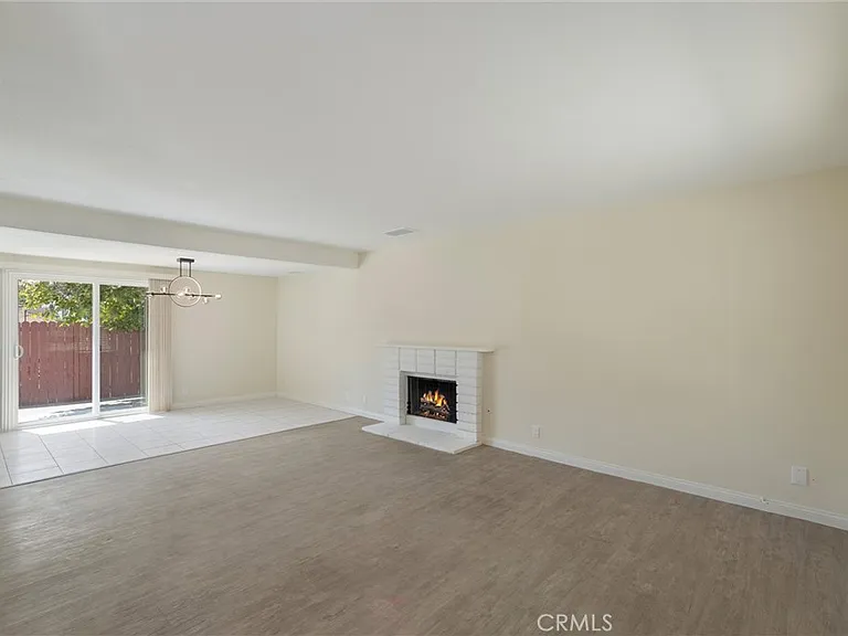 520 E Graves Ave #A — Photo 2