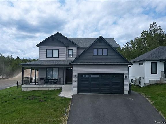 3rd image of 7 Aurora St