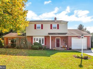 2262 Cedar Rd, York, PA 17408