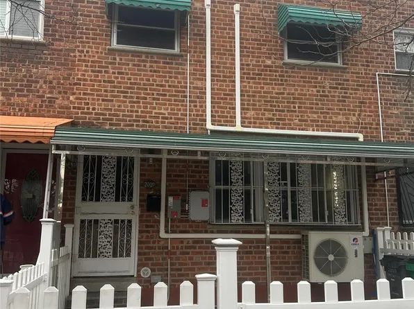 2009 Chatterton Avenue, Bronx, NY 10472