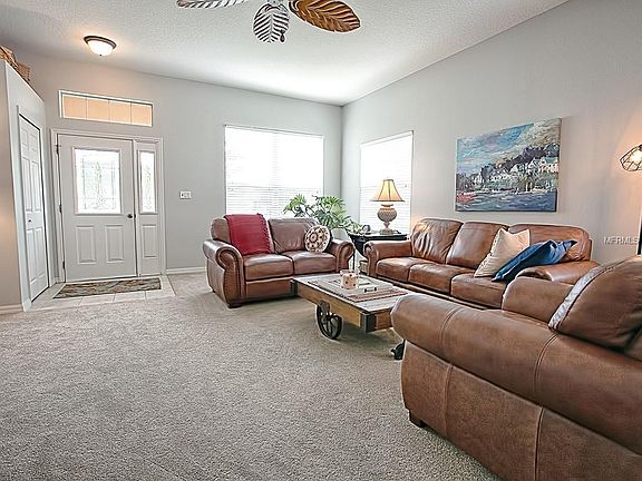 4th image of 25310 Felicity Ct