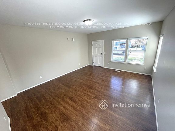 3rd image of 2321 171st St E