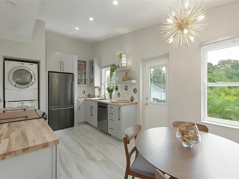 4111 Dr Martin Luther King Jr St N — Photo 20