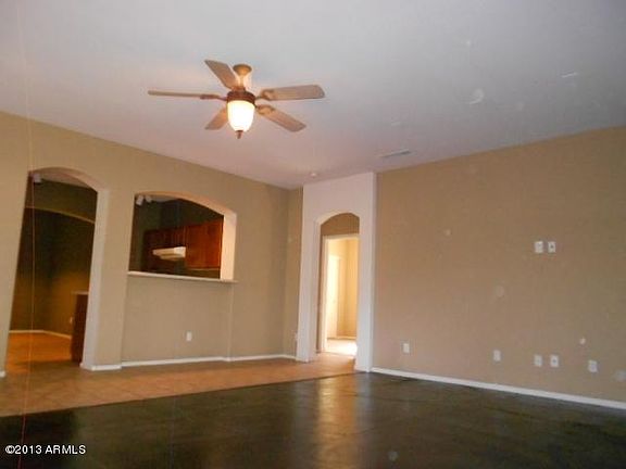4th image of 8536 W Pima St