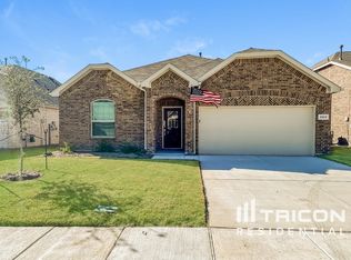 2523 Real Quiet Dr, Forney, TX 75126