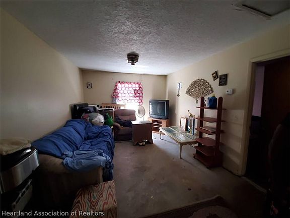 4th image of 4640 Date Palm Dr