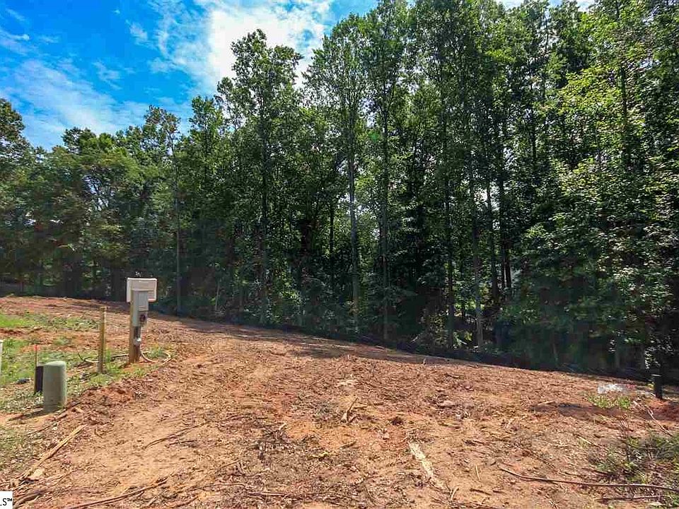 2nd image of 109 Stonewash Way