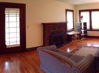 1200 Robins Rd, Lansing, MI 48917