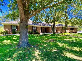 198 River Hills Dr, Denison, TX 75020
