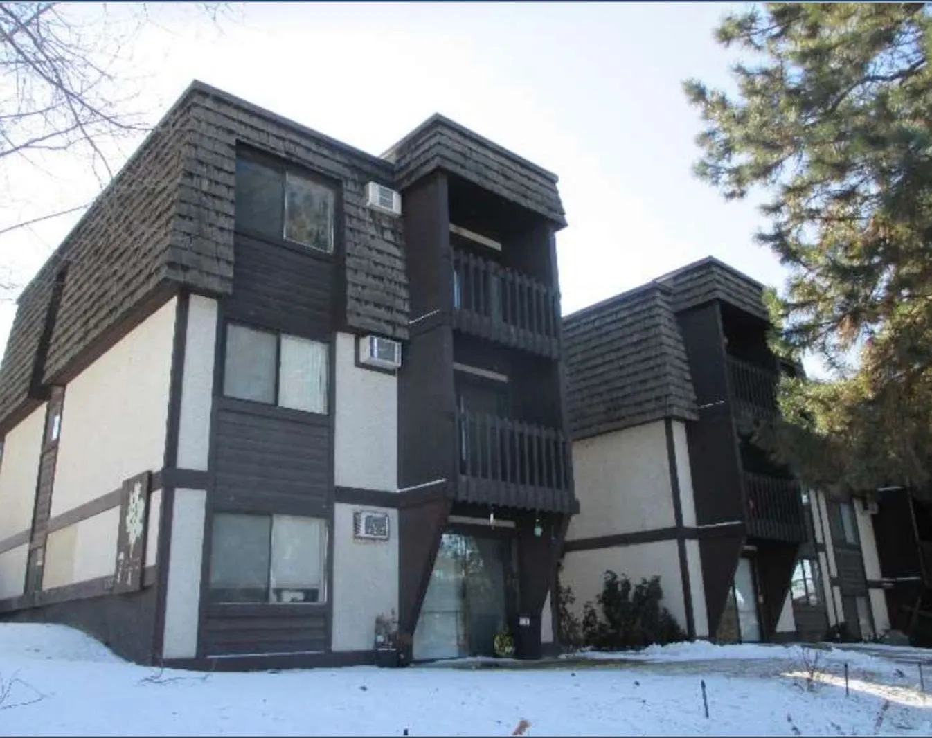 Oak - Spokane — Photo 2