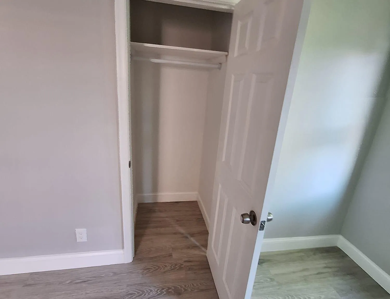 3 bed, $1,975 — Photo 2