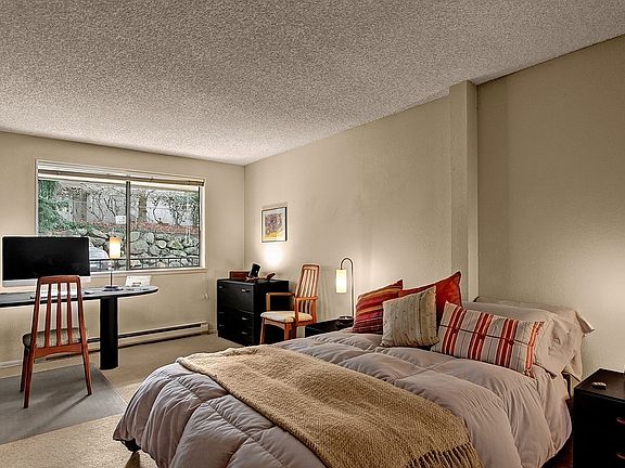 5th image of 9416 1st Ave NE APT 121