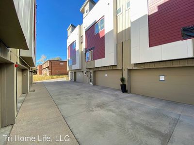 1371 Knox Ct, Denver, CO, 80204