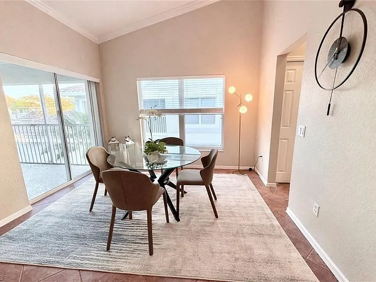 5640 Northboro Dr #201 — Photo 11
