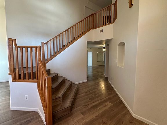 2nd image of 4708 W 28th Pl
