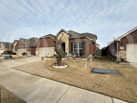 2nd image of 2321 Olivia Ln