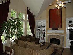 3rd image of 6 Brywood Pl