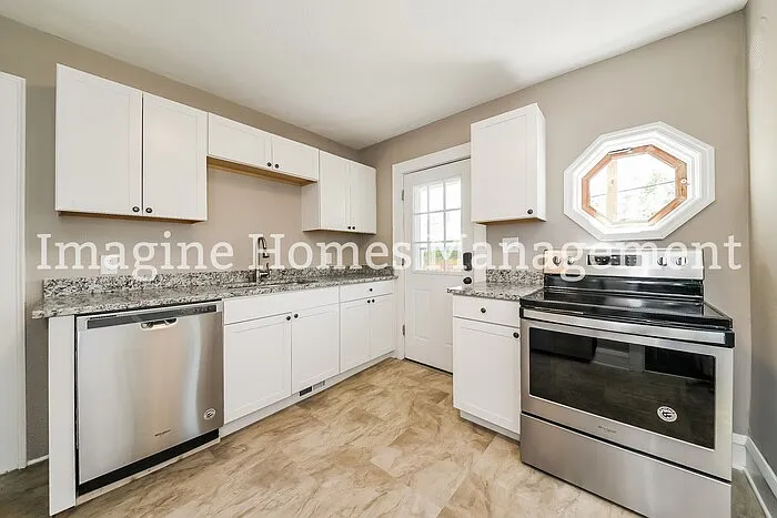 1505 Blossom Park Ave — Photo 7