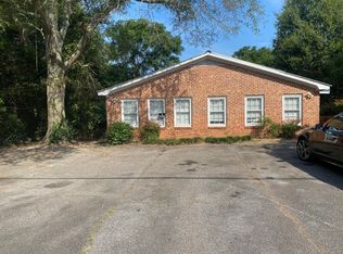 365 Osceola Ave, Bogart, GA 30622