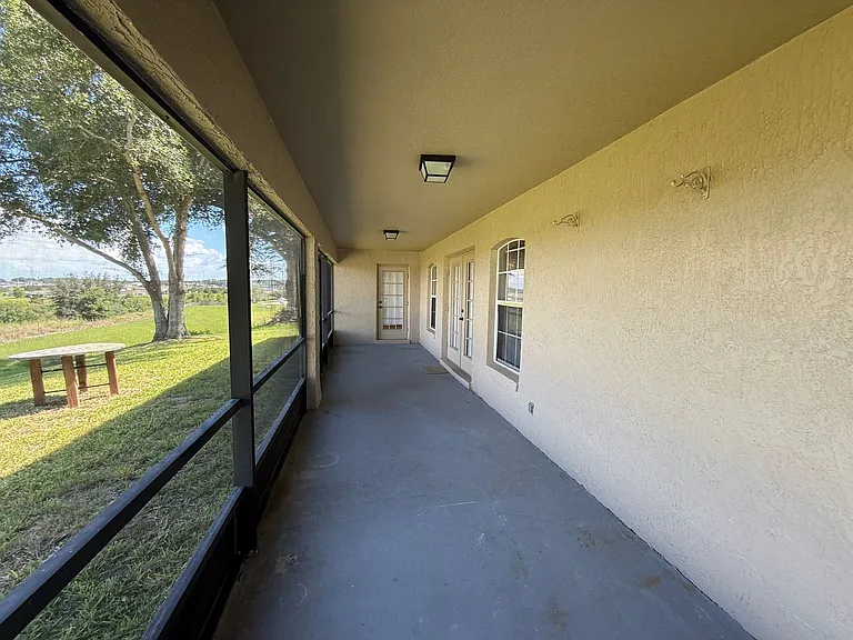 2735 Cedaridge Cir — Photo 10