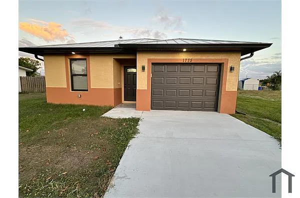 Building Photo - 1775 Glenway Ct