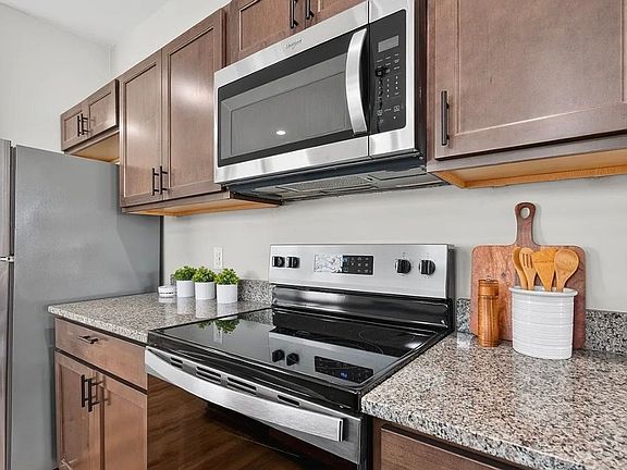 4th image of 1622 Prospect St