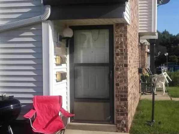 8529 N 107th St #7, Milwaukee, WI 53224