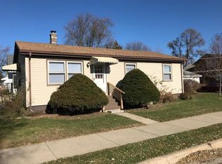 221 S Elmwood Ave, Waukegan, IL 60085
