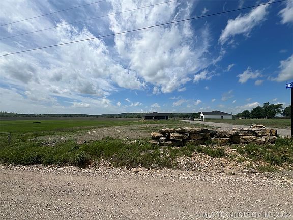 2nd image of 16981 W 828th Rd